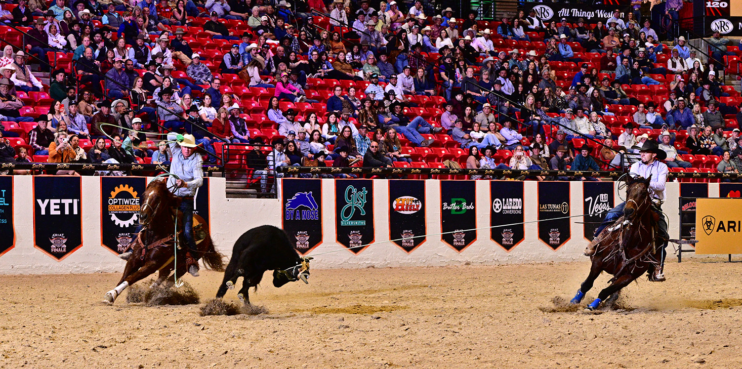 Ariat WSTR #12.5 Finale Champions: Michael Ortiz and Adrian Martinez